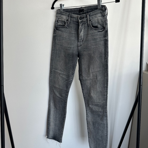 Mother Denim Highwaist Looker Fray - Picture 1 of 4